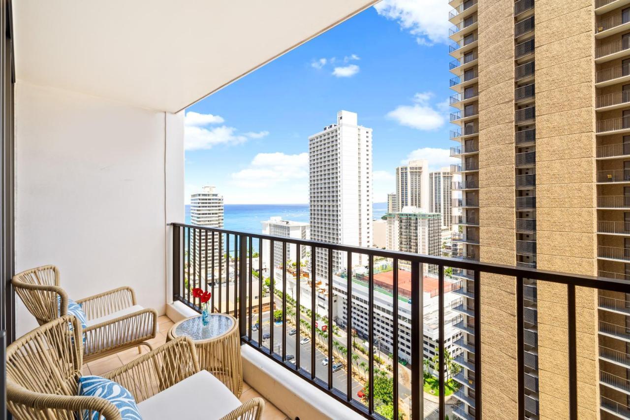 Gorgeous Condo With Ocean View, Near Beach, Free Parking Honolulu Extérieur photo